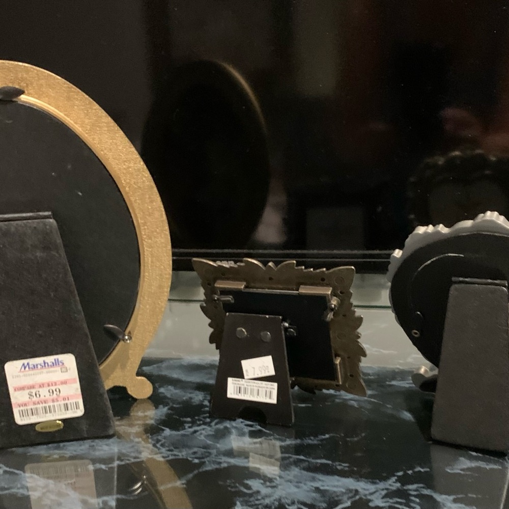 4 different  Photo Frame - Picture 2 of 7